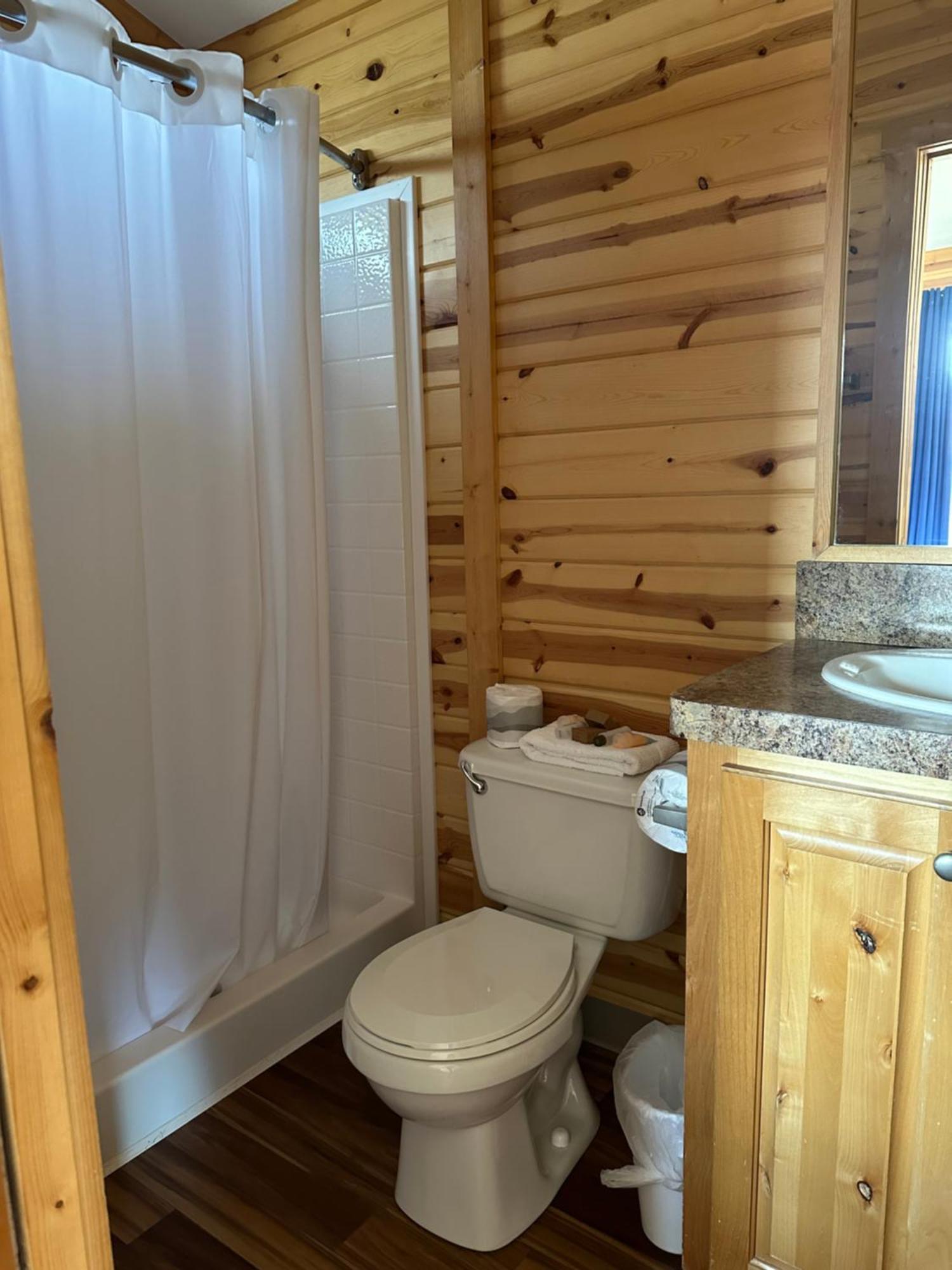 Westport Inn Cabins 외부 사진