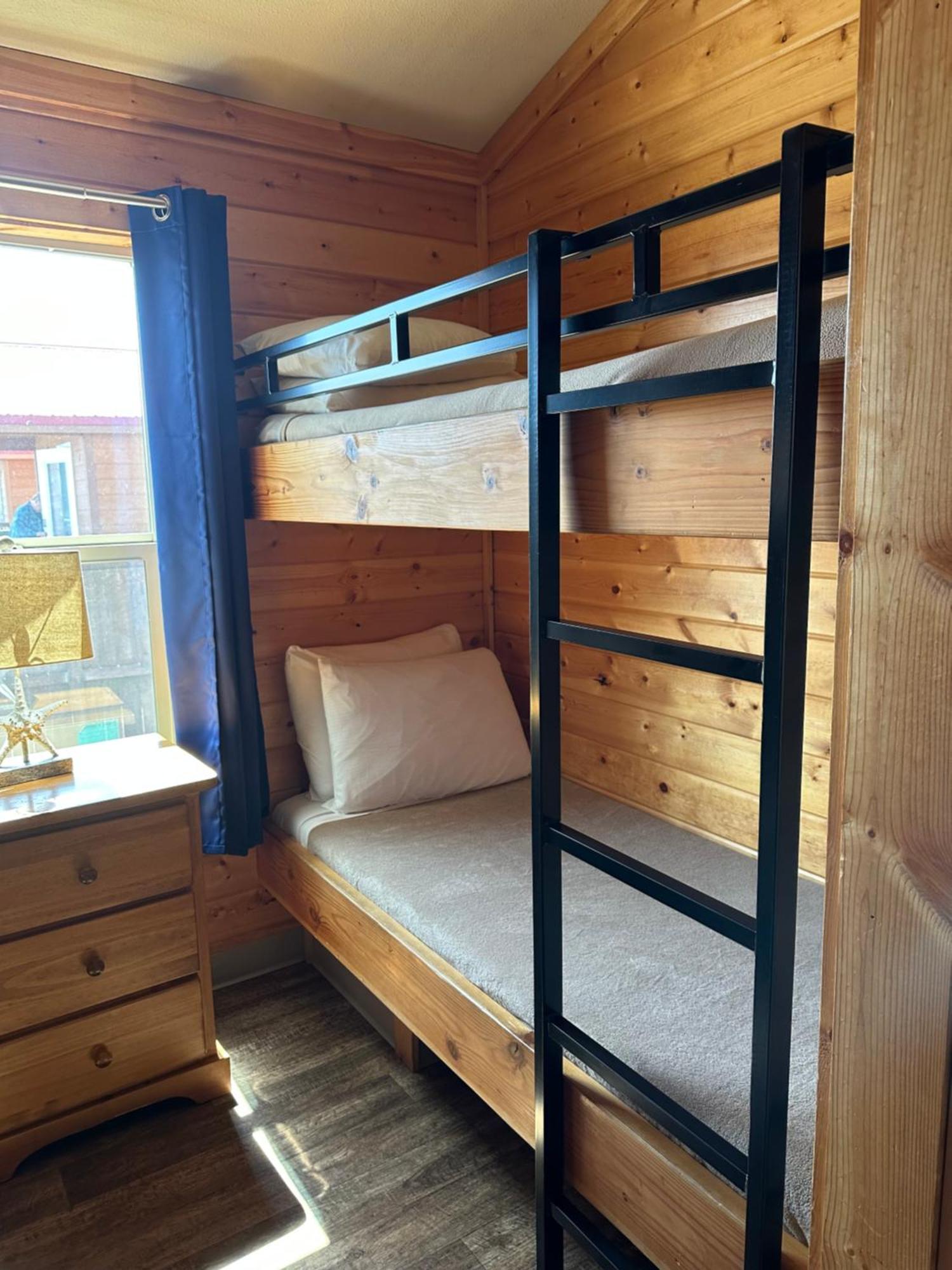 Westport Inn Cabins 외부 사진
