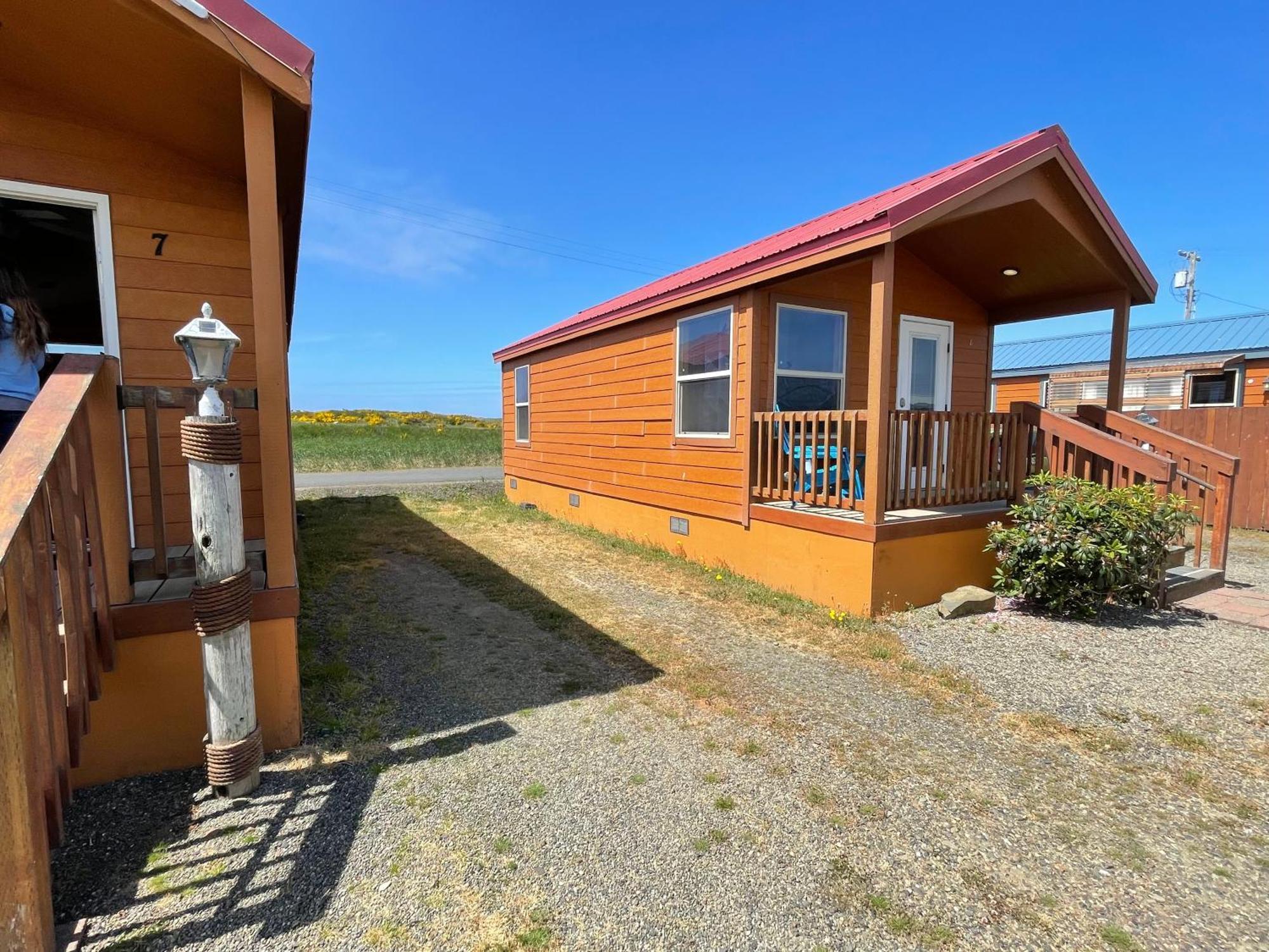 Westport Inn Cabins 외부 사진